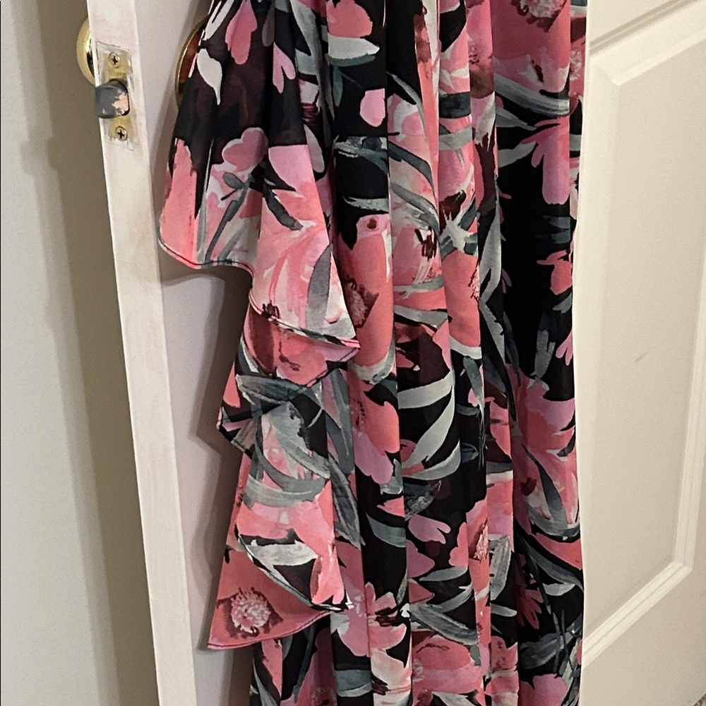 NWT Beautiful Floral Pink and Black Maxi Dress w/ Dramatic Front Ruffle - Picture 3 of 7